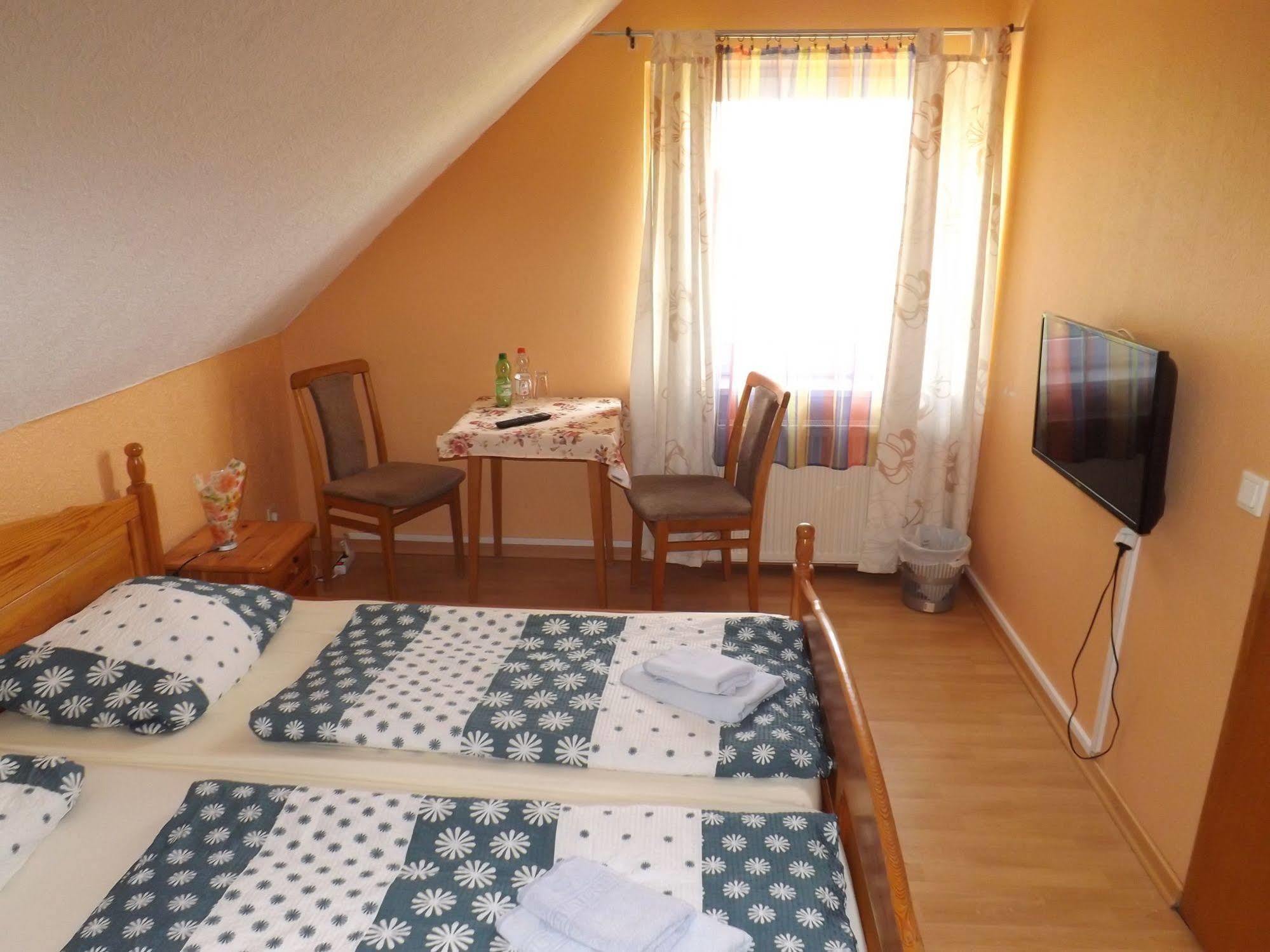 Landgasthof "Hotel Zum Norden" Jagel المظهر الخارجي الصورة